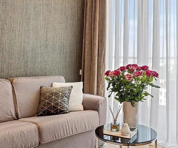 One Herastrau Park Apartamento